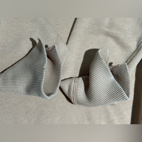 aerie: Women’s Crewneck Sweatshirt- Size Small - Picture 8 of 9